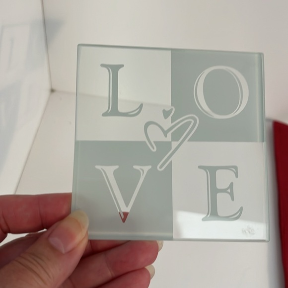 NWOT 4 glass LOVE coasters - Picture 3 of 5